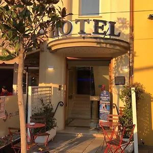 Vila Kerciku 3*, Tirana Albania